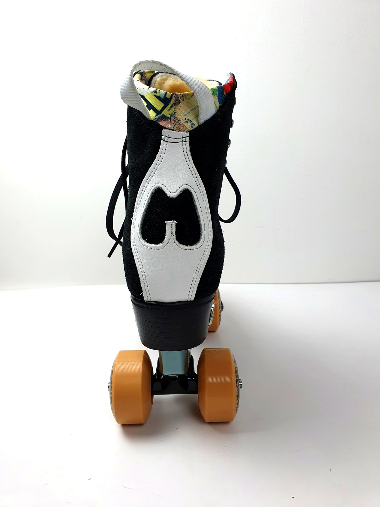 Moxi Jack Roller Skates Black w/ Reactor Pro Plate