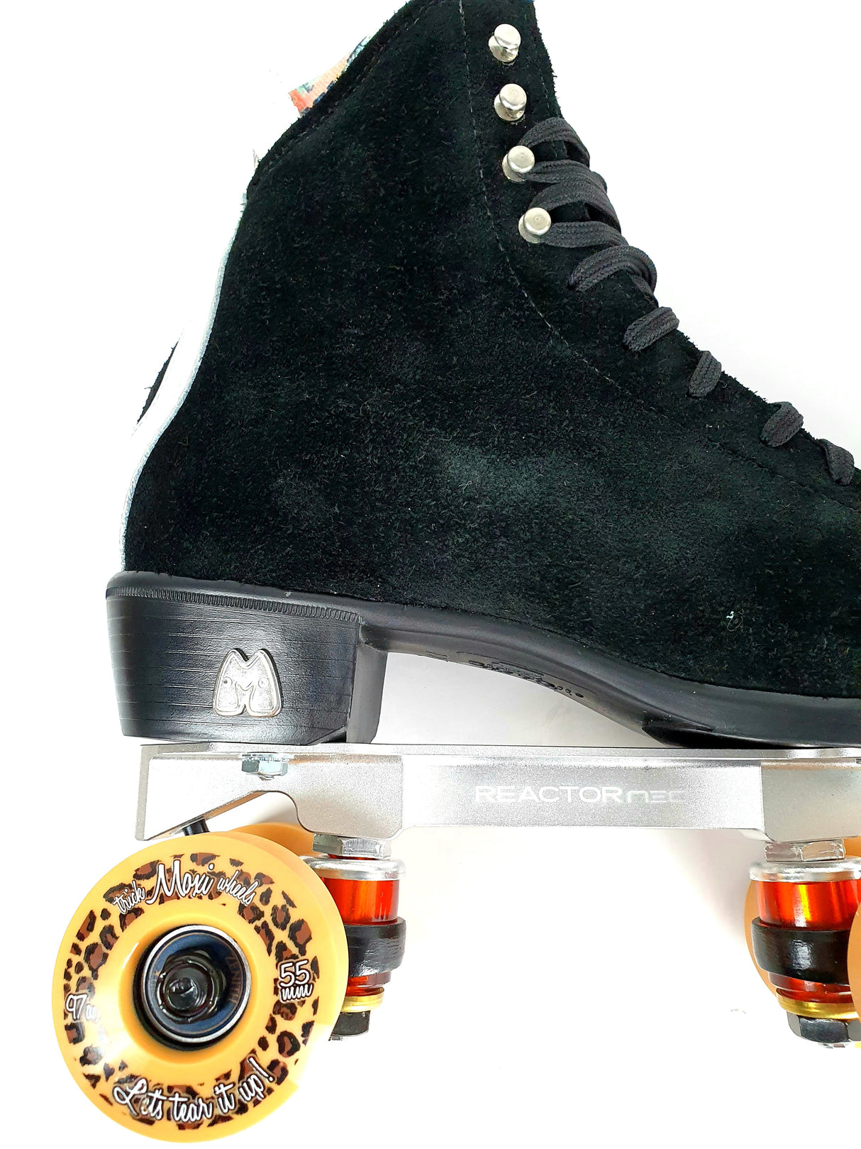 Moxi Jack Roller Skates Black w/ Neo Reactor Plate