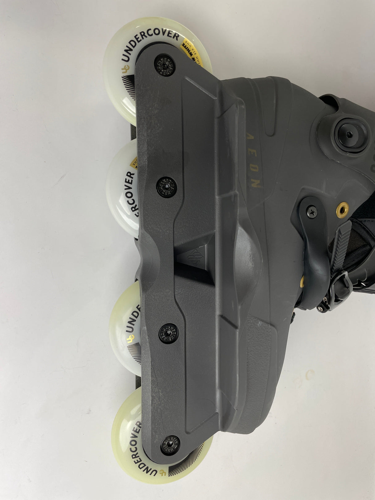 USD Aeon 80 Gold Logo Aggressive Inline Skates