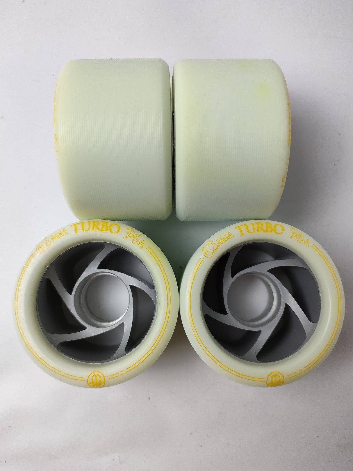 Bones Turbo Wheels 62mm White Right Left 8 Pack