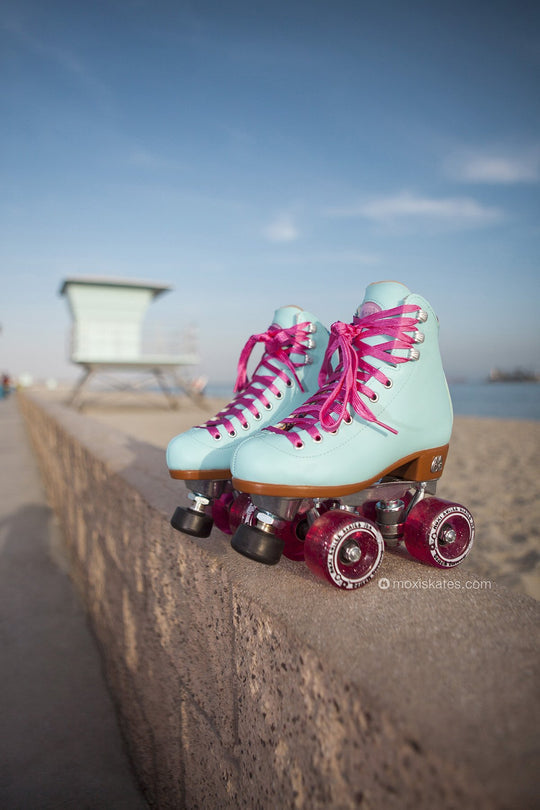 Moxi Beach Bunny Blue Sky Roller Skates
