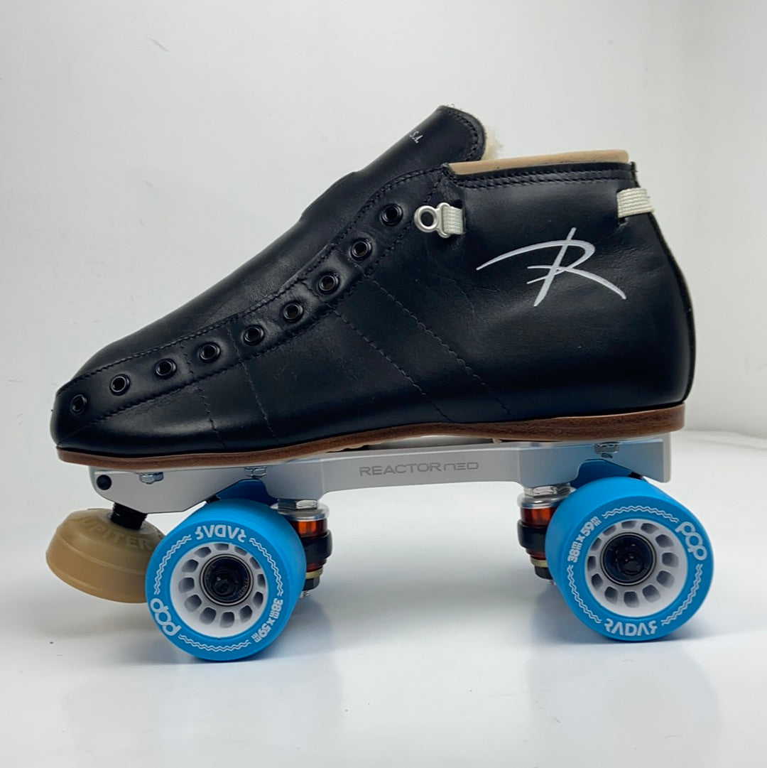 Riedell 495 Torch Roller Derby Skates w Reactor Neo Plate