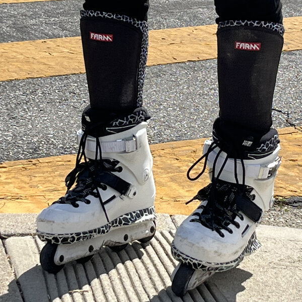 Ennui  Shin Guard Chris Farmer Pro